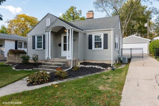 1217 E Illinois Street Wheaton, Illinois 60187 - Image 1