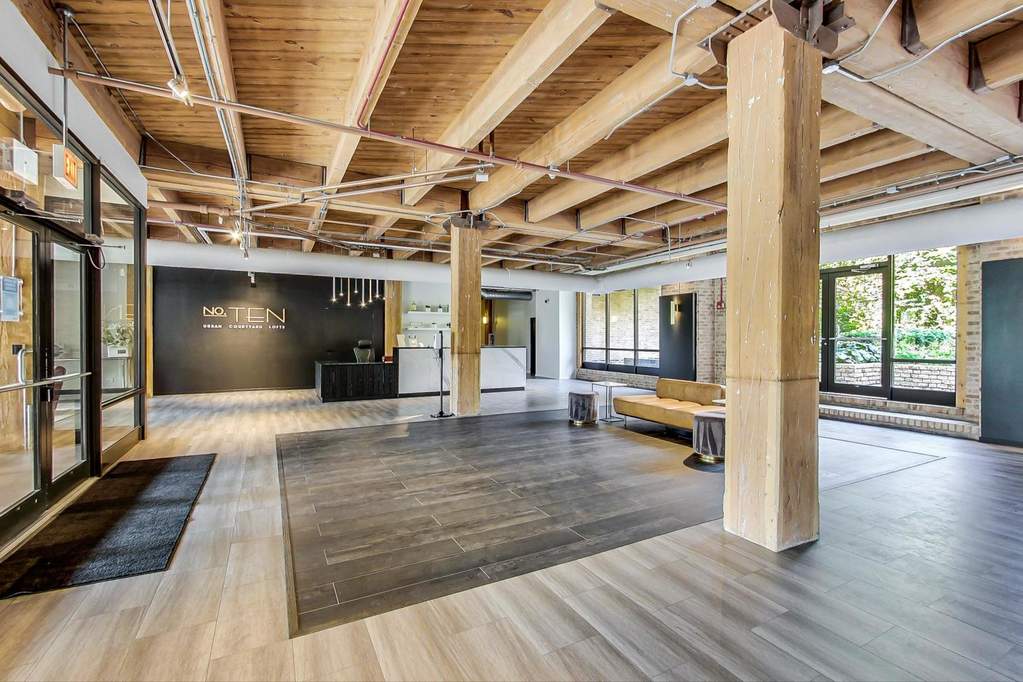 1040 W Adams Street #403 Chicago, Illinois 60607 - Image 11