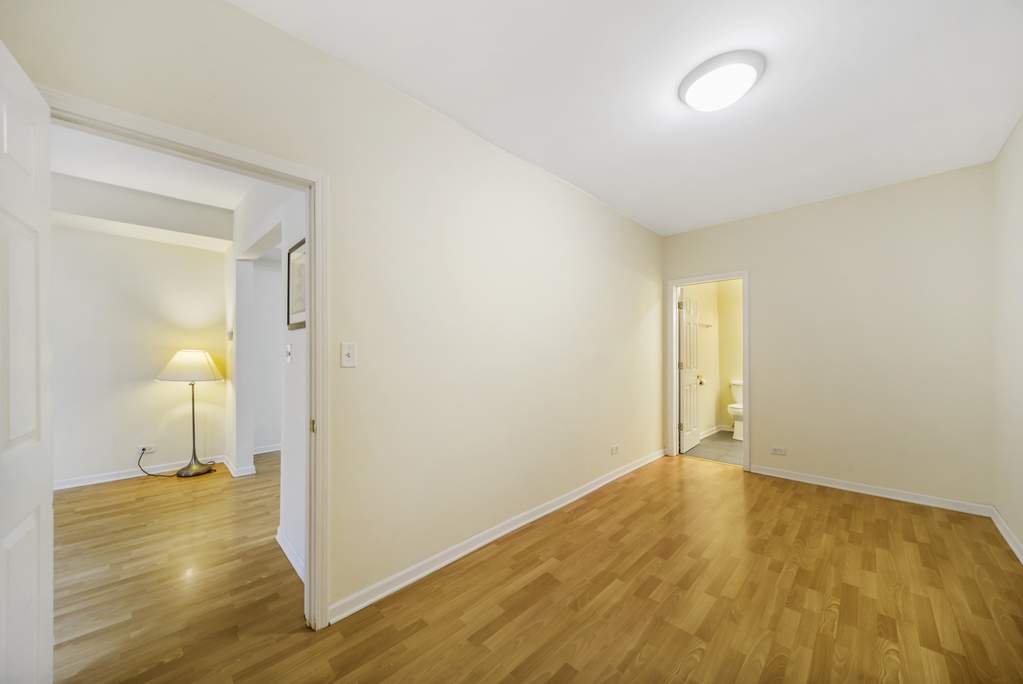 904 S Loomis Street #G Chicago, Illinois 60607 - Image 10