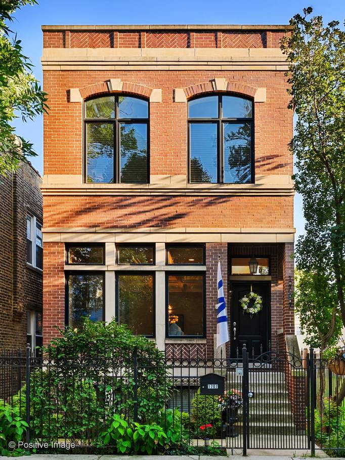 1707 W Nelson Street Chicago, IL 60657 MLS 10912328 properties