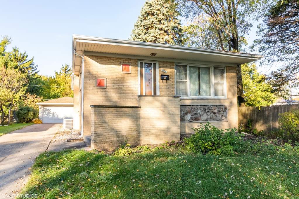 11916 S Avers Avenue Alsip, Illinois 60803 - Image 1