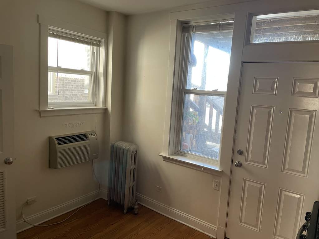 1657 W Foster Avenue #2 Chicago, Illinois 60640 - Image 6