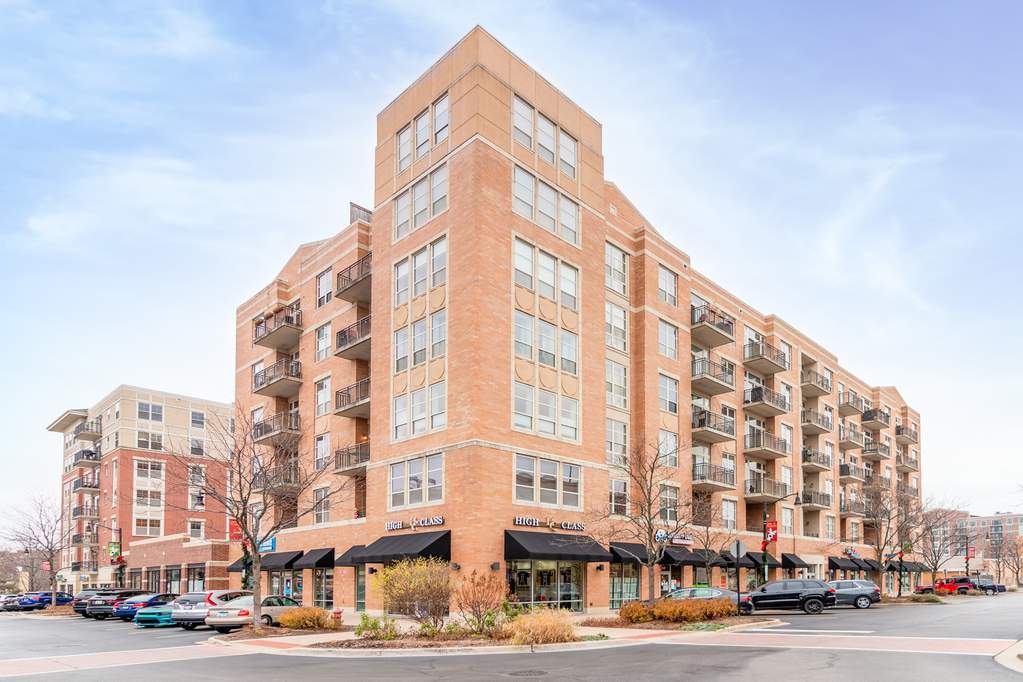 647 Metropolitan Way 314L Des Plaines, IL 60016 MLS 10931325