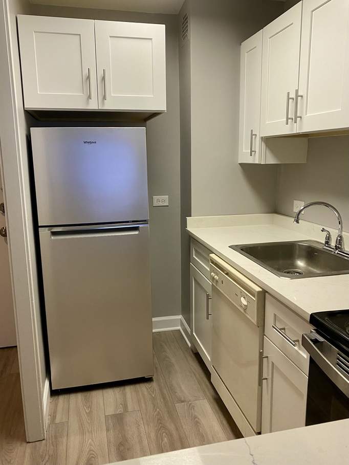 2909 N Sheridan Road #1708 Chicago, Illinois 60657 - Image 10