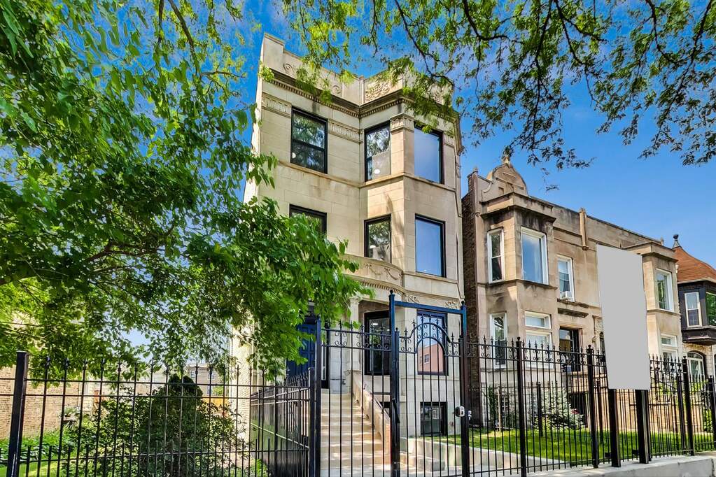 4840 S Champlain Avenue 2 Chicago, IL 60615 MLS 10941989 properties