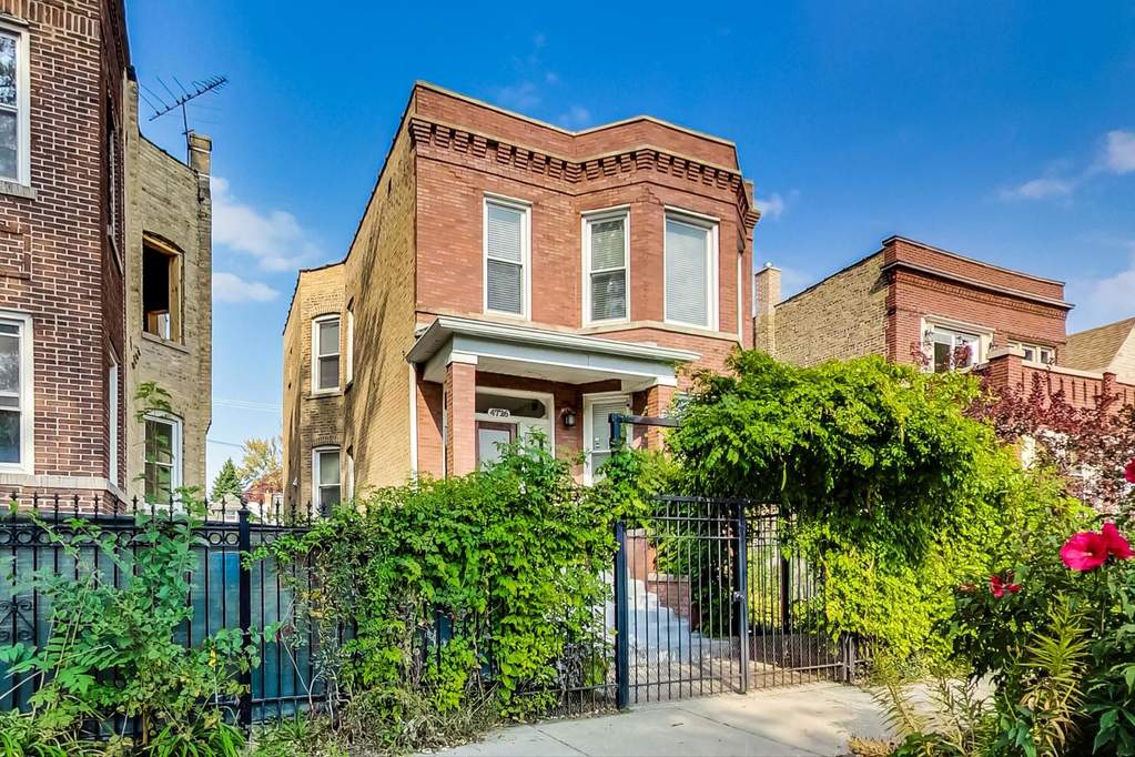 4726 W Grace Street Chicago, IL 60641 MLS 10950157 properties