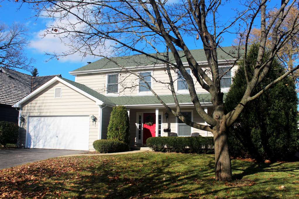 216 E Scranton Avenue Lake Bluff, IL 60044 MLS 10957607 properties