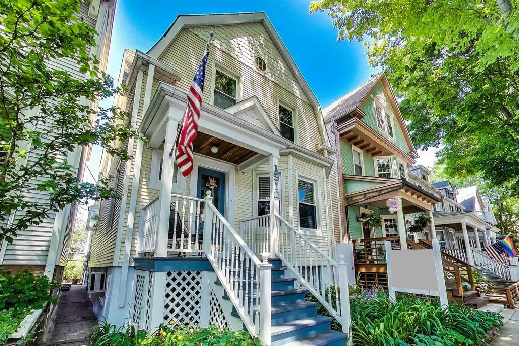 1512 W Highland Avenue Chicago, Illinois 60660 - Image 1