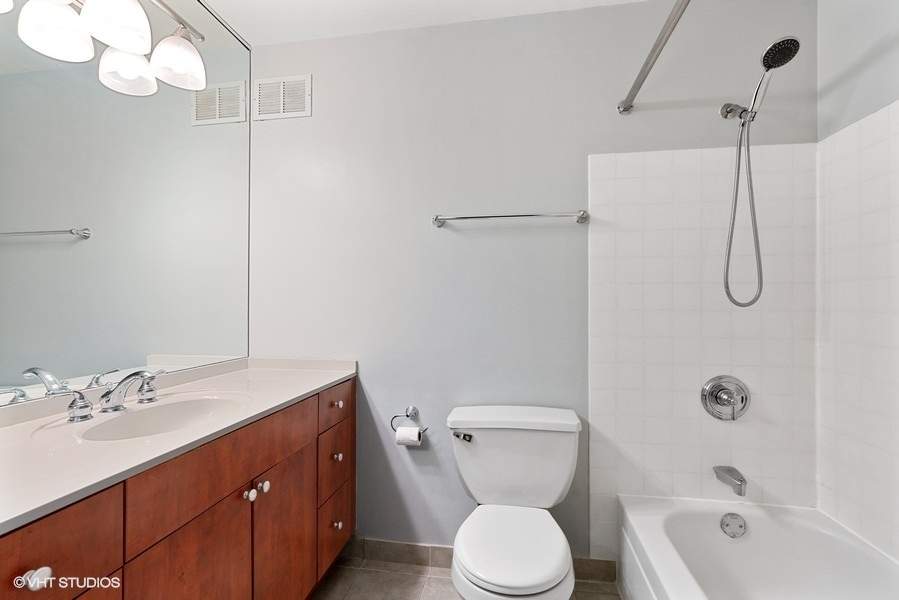 474 N Lake Shore Drive #2210 Chicago, Illinois 60611 - Image 9