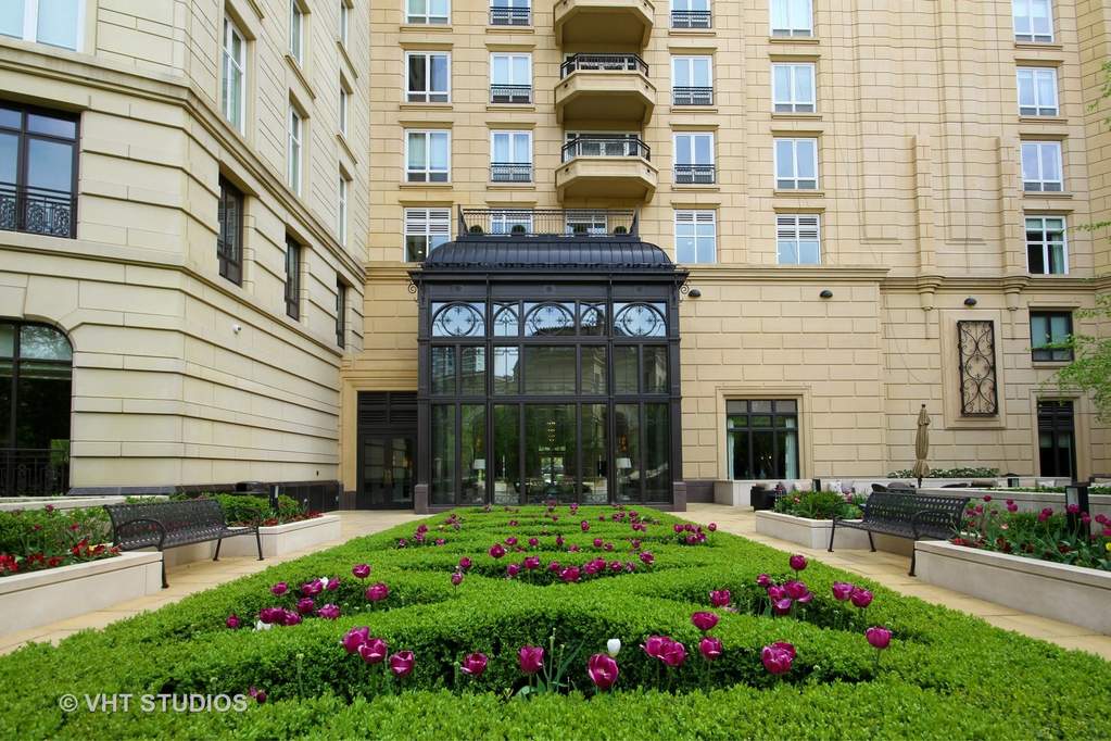 2550 N Lakeview Avenue #N702 Chicago, Illinois 60614 - Image 17