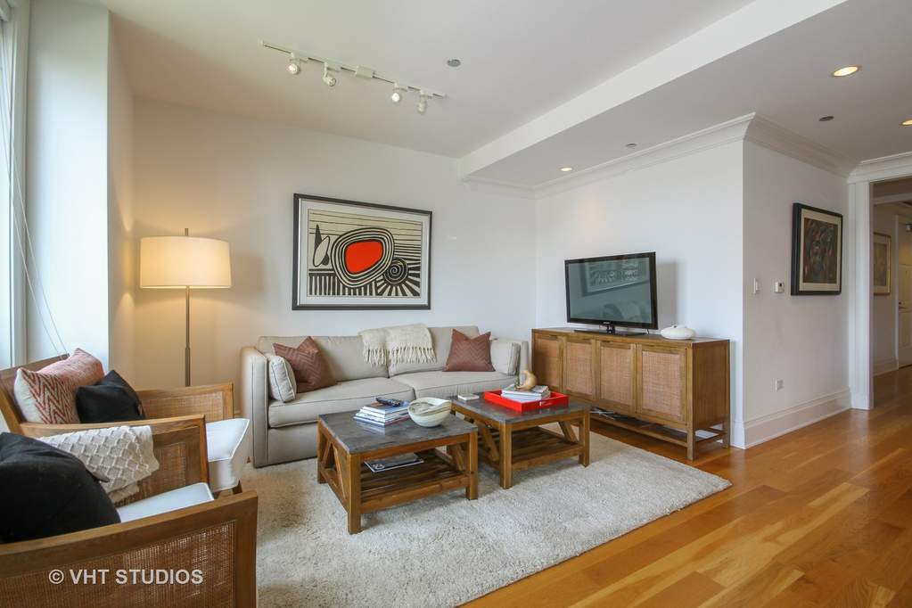 2550 N Lakeview Avenue #N702 Chicago, Illinois 60614 - Image 3