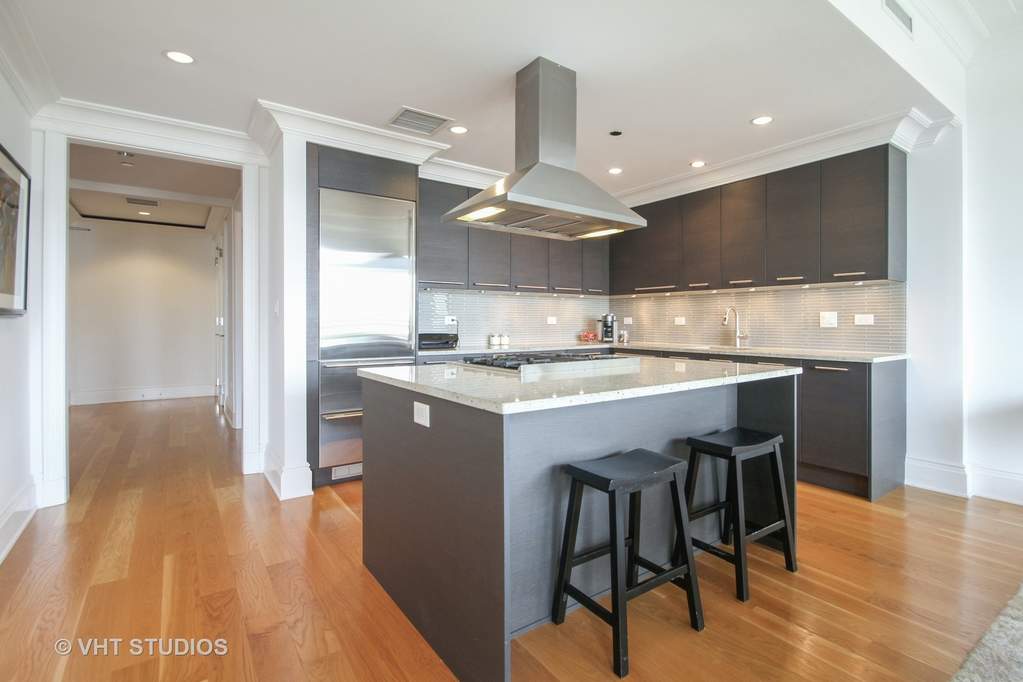 2550 N Lakeview Avenue #N702 Chicago, Illinois 60614 - Image 5
