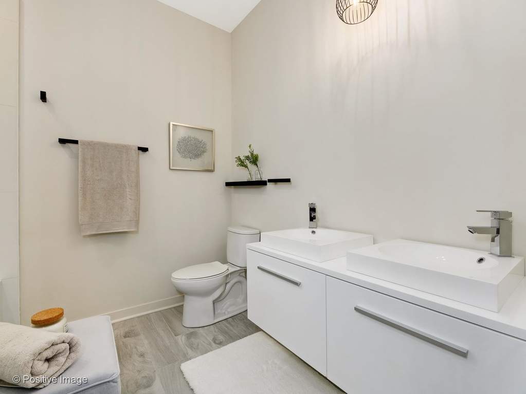 740 E Irving Park Road #3E Roselle, Illinois 60172 - Image 10