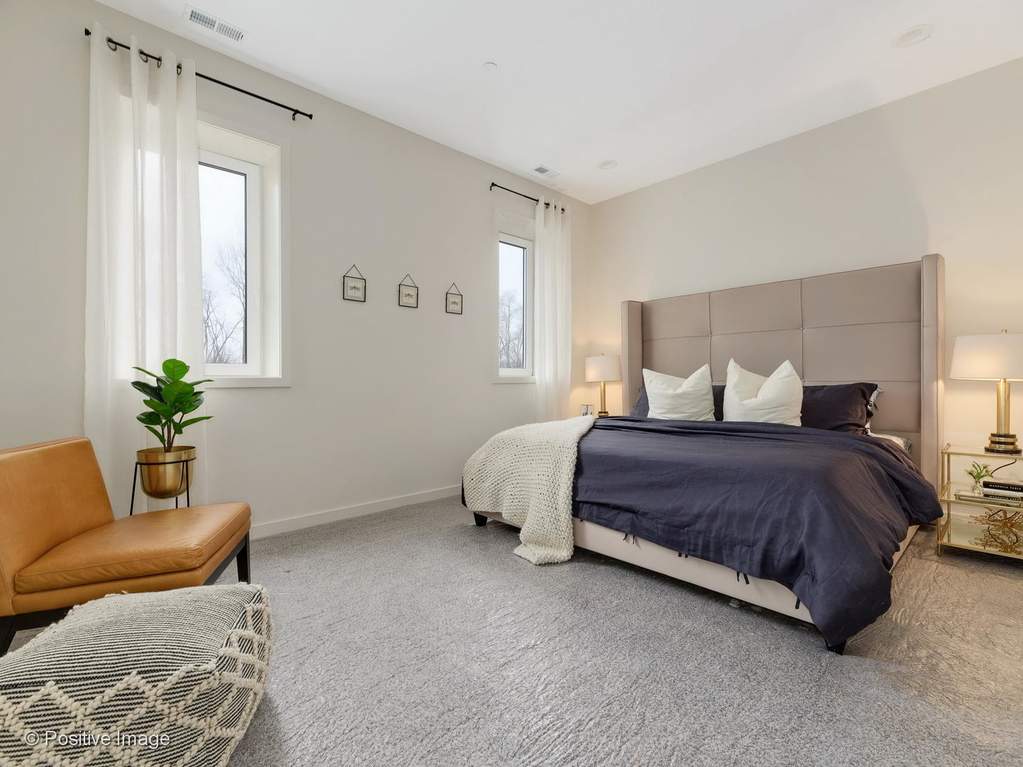 740 E Irving Park Road #3E Roselle, Illinois 60172 - Image 12