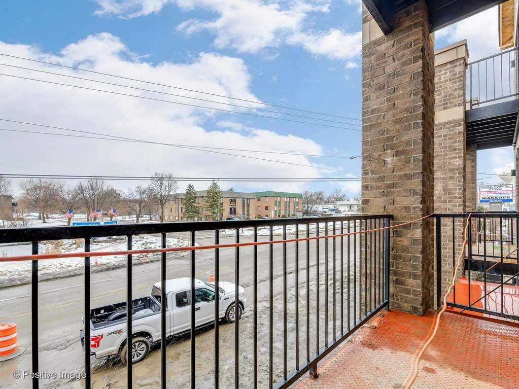 740 E Irving Park Road #3E Roselle, Illinois 60172 - Image 16