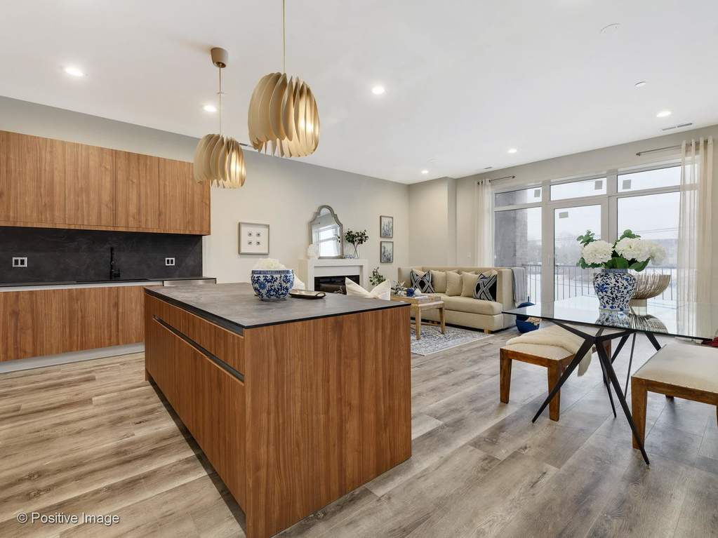740 E Irving Park Road #3E Roselle, Illinois 60172 - Image 3