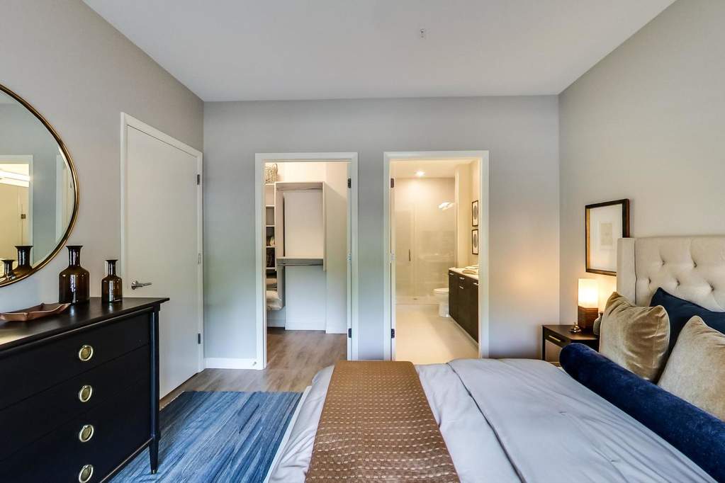 229 Park Avenue #405 Clarendon Hills, Illinois 60514 - Image 18