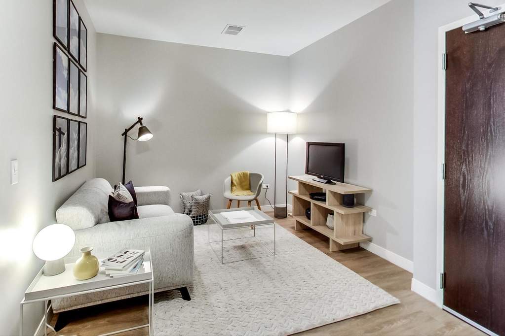 229 Park Avenue #405 Clarendon Hills, Illinois 60514 - Image 21