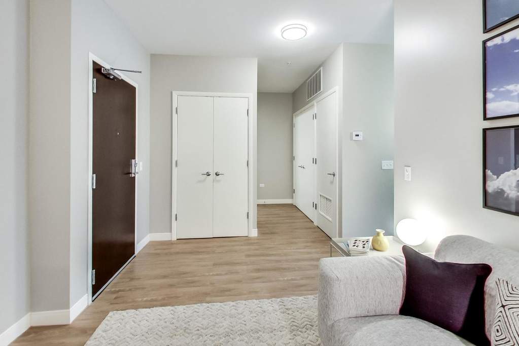 229 Park Avenue #405 Clarendon Hills, Illinois 60514 - Image 22