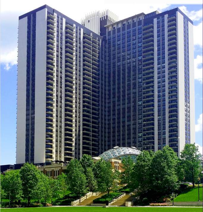 400 E Randolph Street #2530 Chicago, Illinois 60601 - Image 1