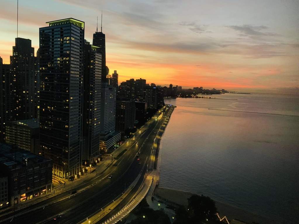 505 N Lake Shore Drive #3401 Chicago, Illinois 60611 - Image 30