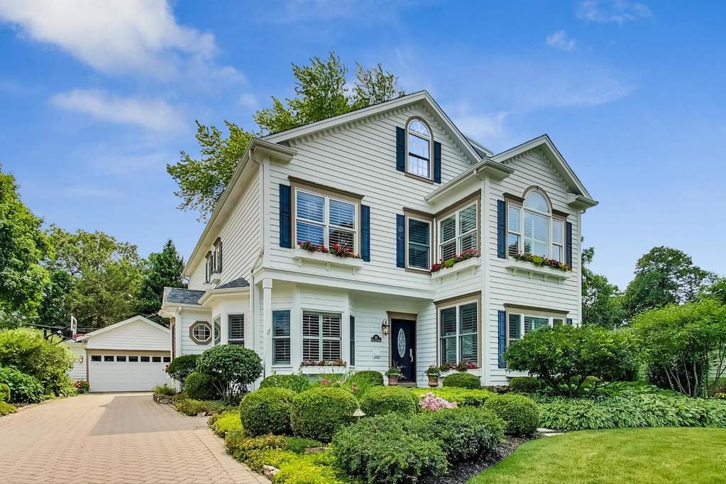 Libertyville Real Estate