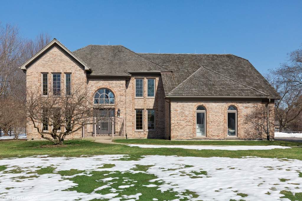 33W262 Dunham Court Wayne, Illinois 60184 - Image 1