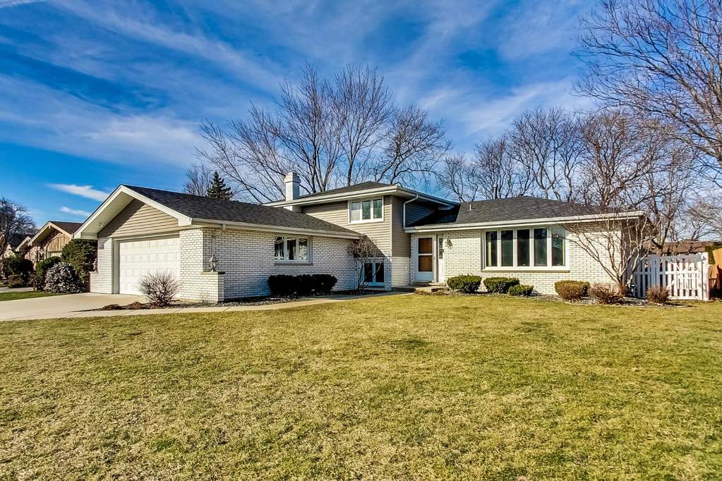 14420 Maycliff Drive Orland Park, IL 60462 | MLS# 11023394 | @properties