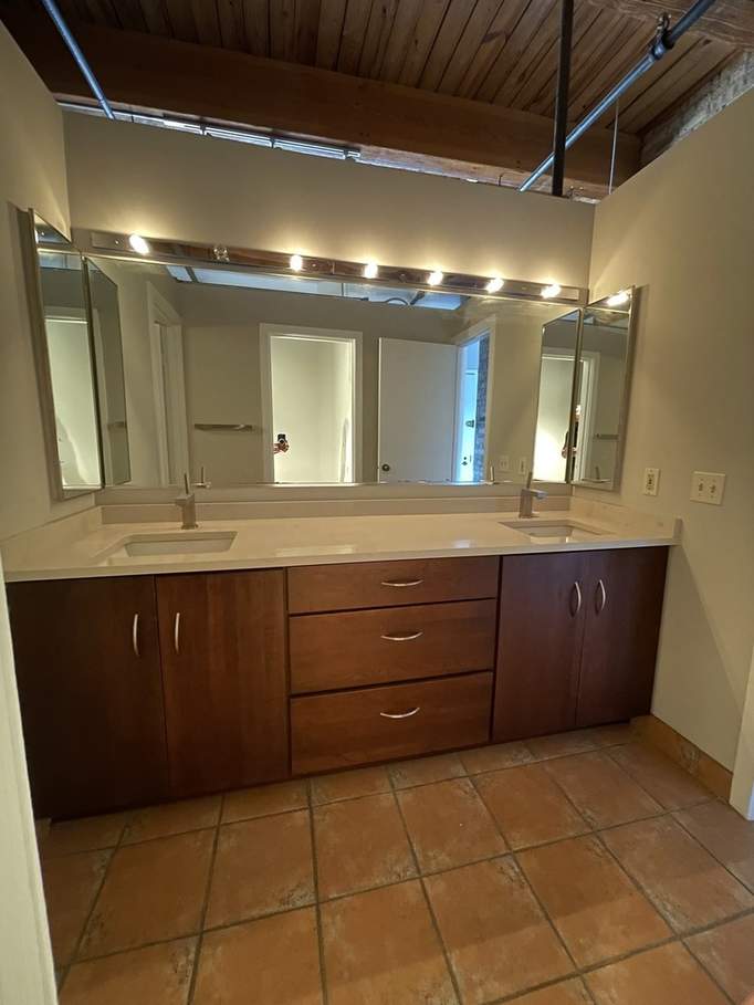 540 N Lake Shore Drive #220 Chicago, Illinois 60611 - Image 9