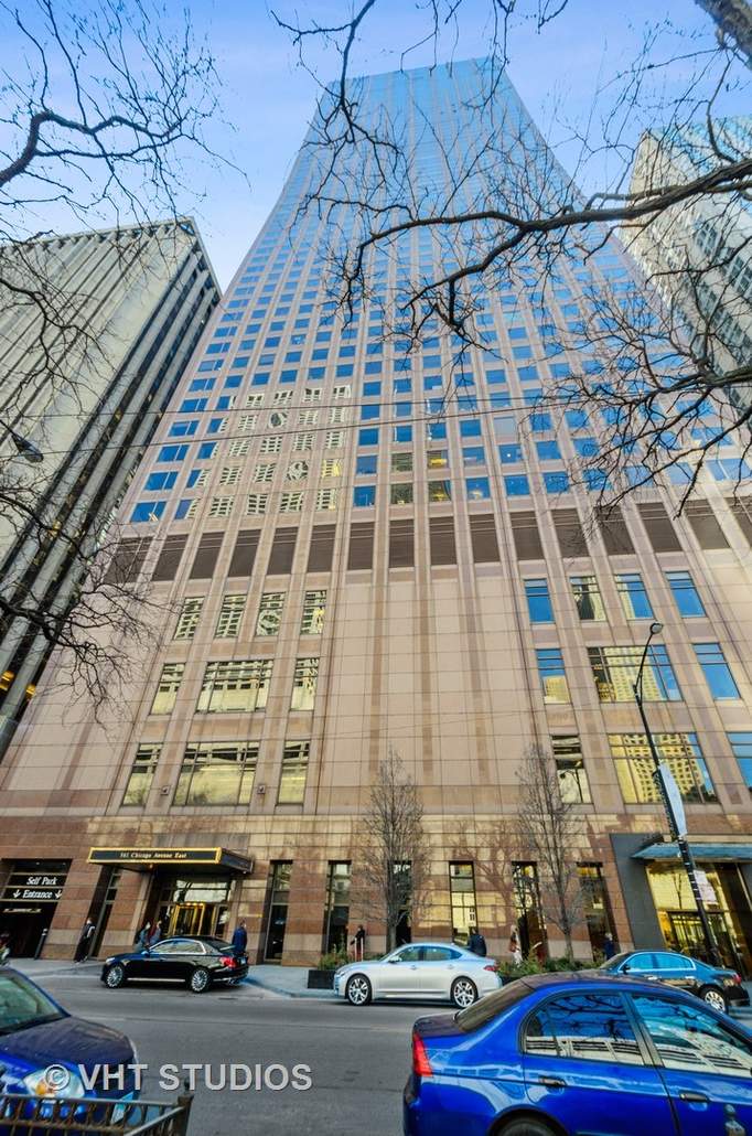 161 E Chicago Avenue 55G Chicago, IL 60611 MLS 11030704 properties