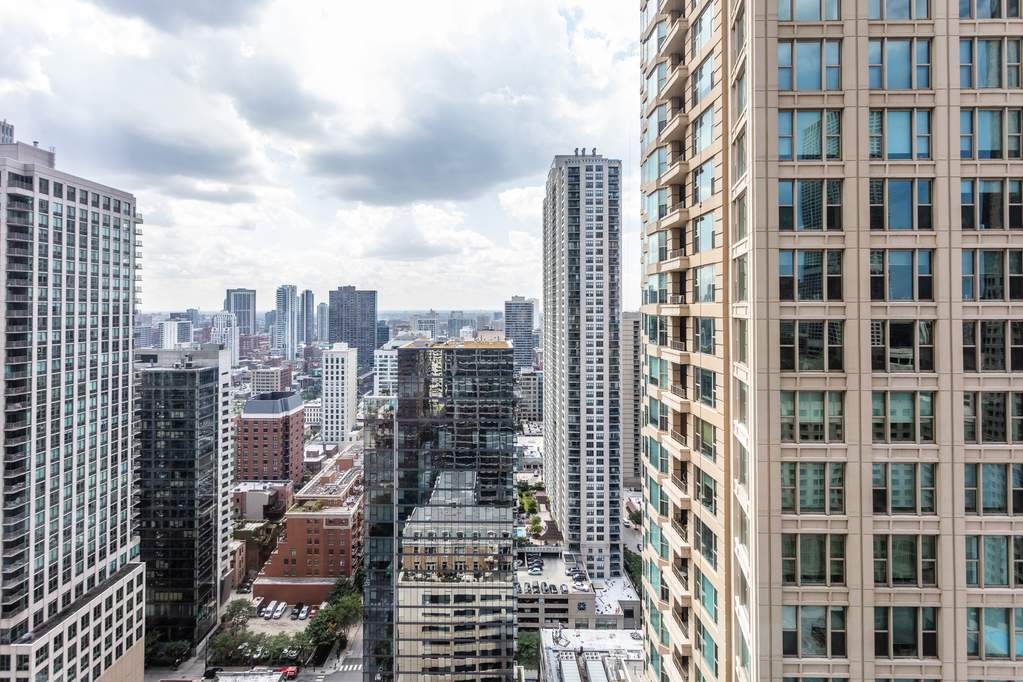 30 E Huron Street #3305 Chicago, Illinois 60611 - Image 3