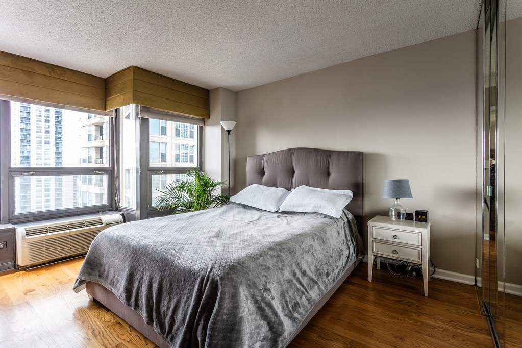 30 E Huron Street #3305 Chicago, Illinois 60611 - Image 7