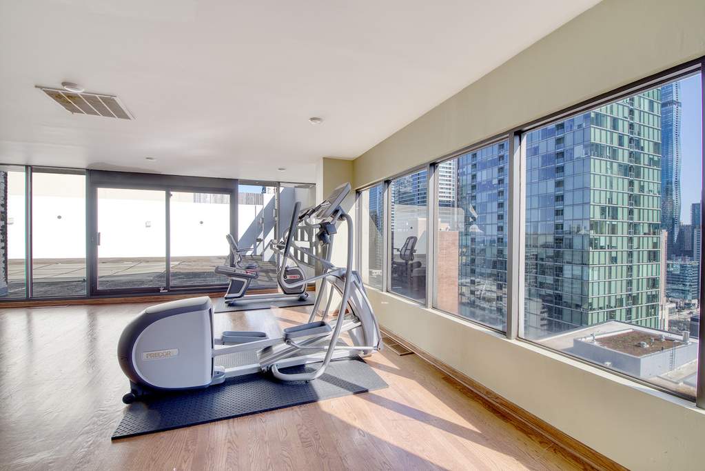230 E Ontario Street #2503 Chicago, Illinois 60611 - Image 16