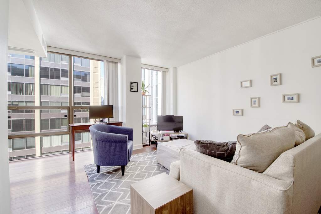 230 E Ontario Street #2503 Chicago, Illinois 60611 - Image 9