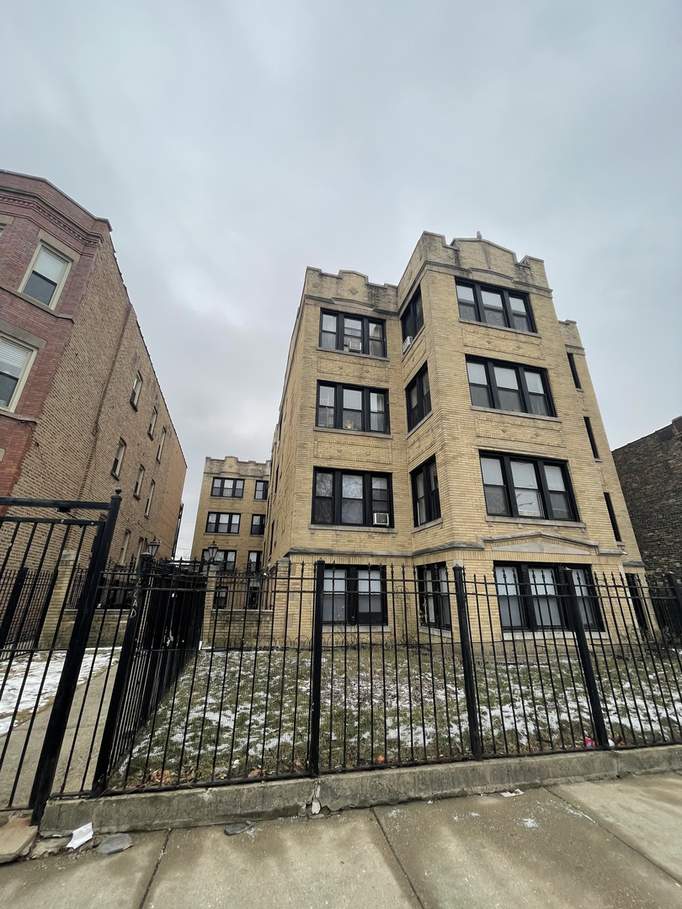 3155 W Augusta Boulevard #1A Chicago, Illinois 60622 - Image 1