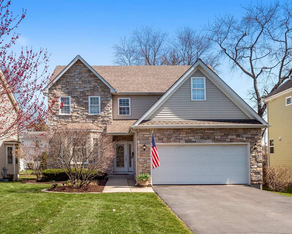 1337 Campbell Avenue Wheaton, Illinois 60189 - Image 1
