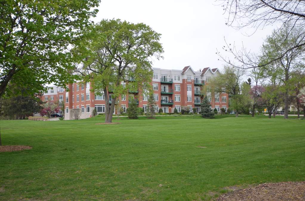 660 Mchenry Road #1-305 Wheeling, Illinois 60090 - Image 40