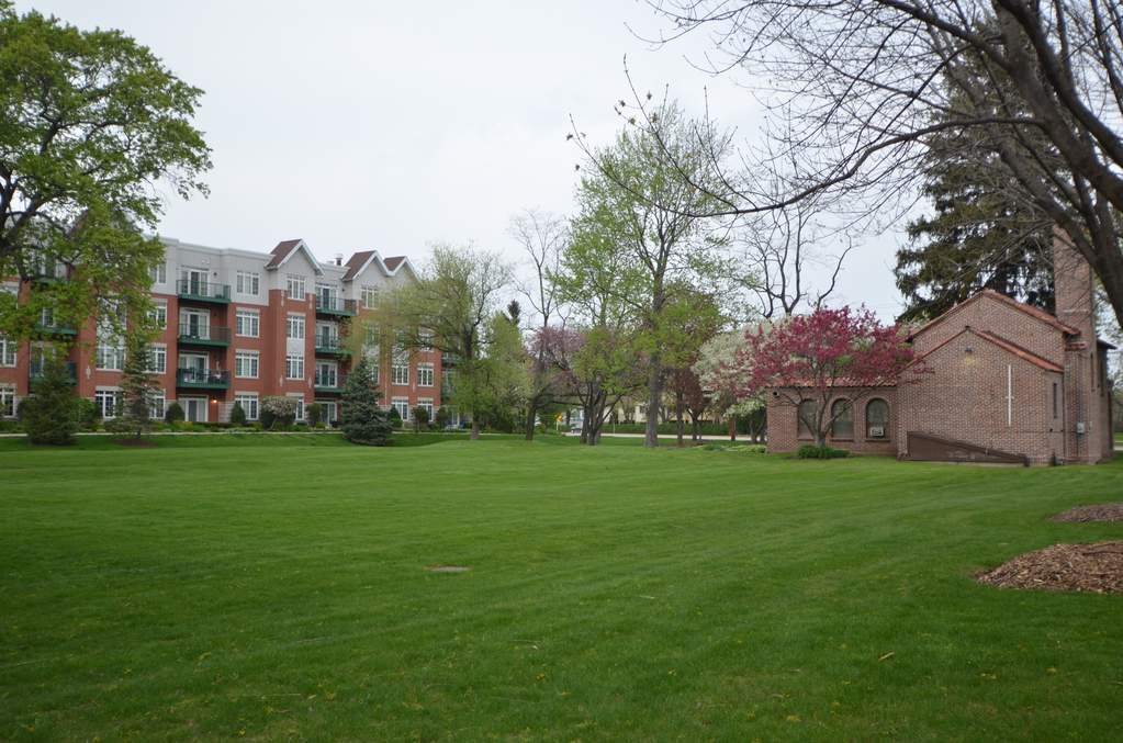 660 Mchenry Road #1-305 Wheeling, Illinois 60090 - Image 41