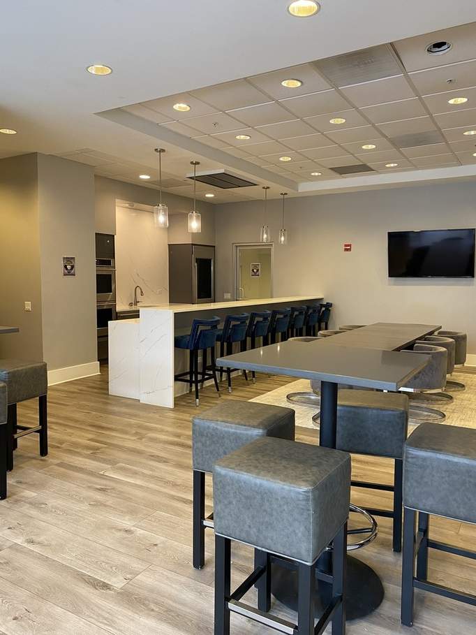 545 N Dearborn Street #2802 Chicago, Illinois 60654 - Image 27