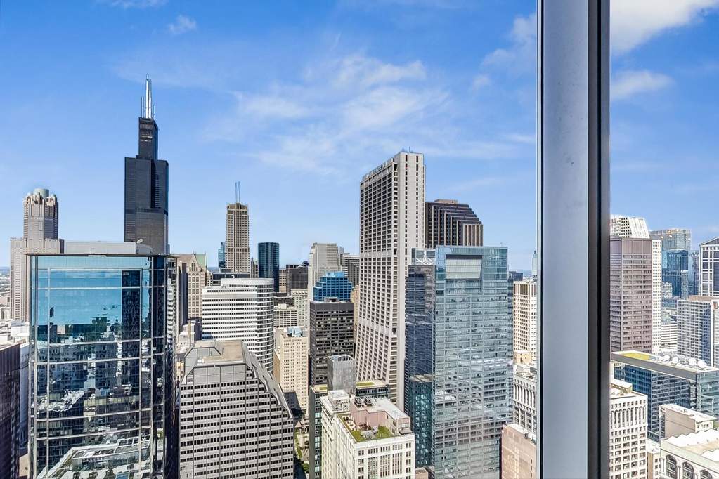65 E Monroe Street #4718 Chicago, Illinois 60603 - Image 21