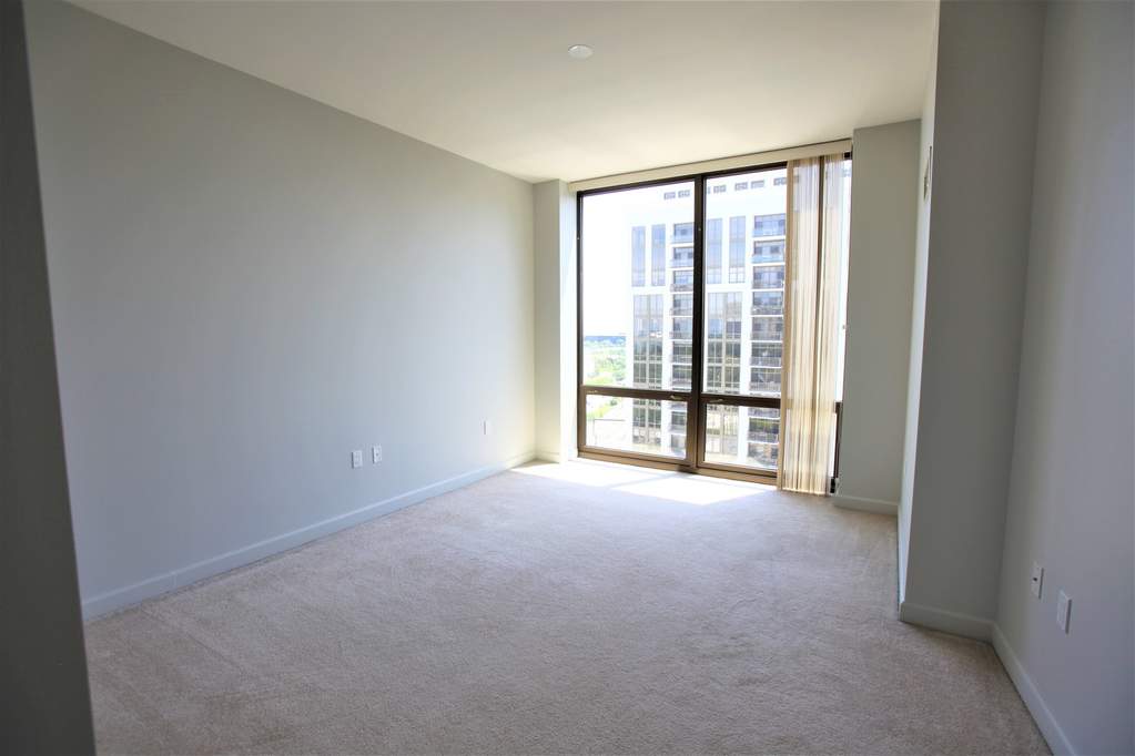 233 E 13th Street #1607 Chicago, Illinois 60605 - Image 10