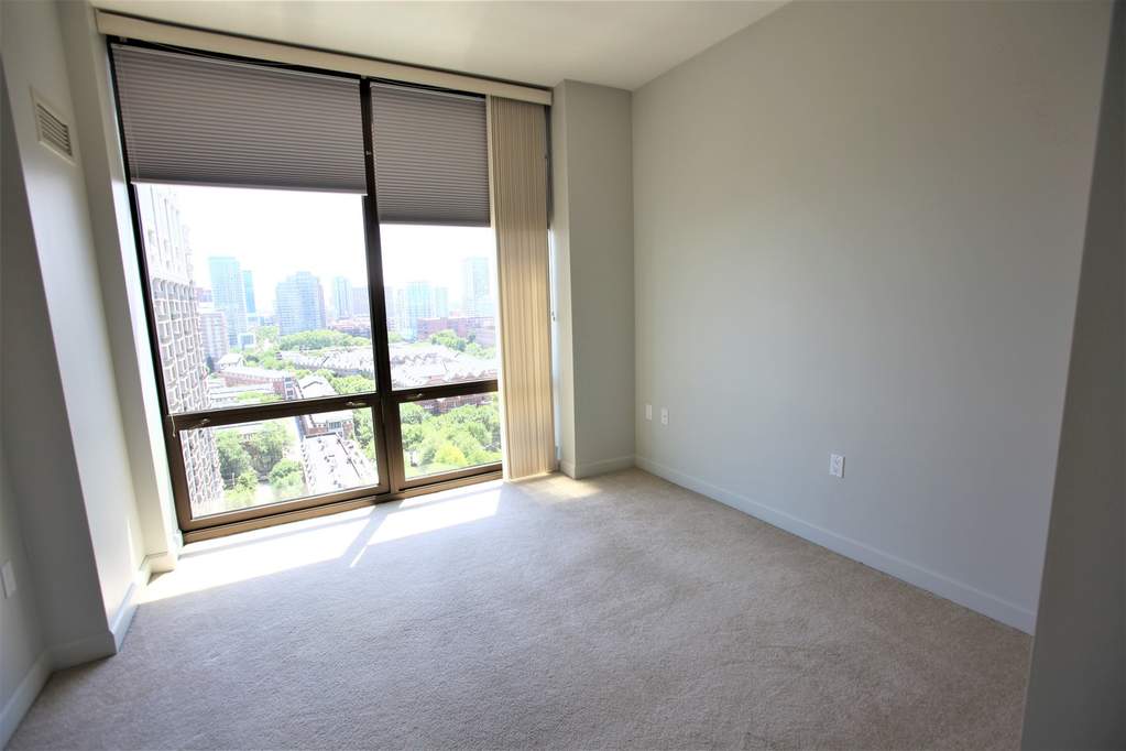 233 E 13th Street #1607 Chicago, Illinois 60605 - Image 19