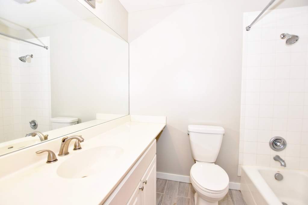 1801 W Diversey Parkway #18 Chicago, Illinois 60614 - Image 19