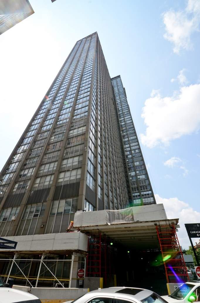655 W Irving Park Road #3010 Chicago, Illinois 60613 - Image 1