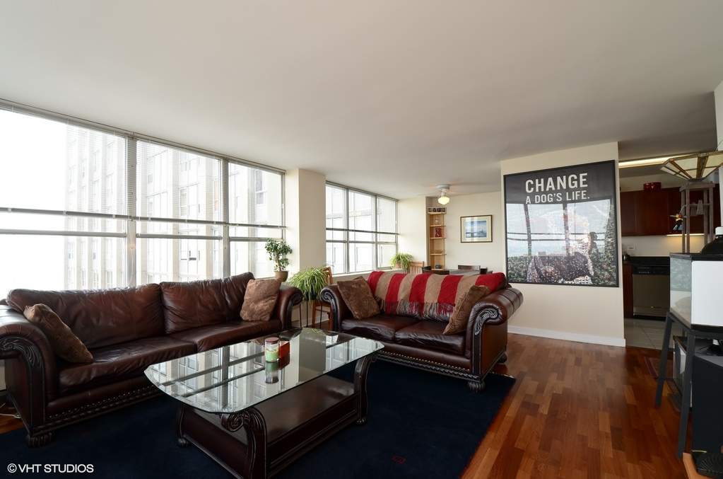 655 W Irving Park Road #3010 Chicago, Illinois 60613 - Image 10