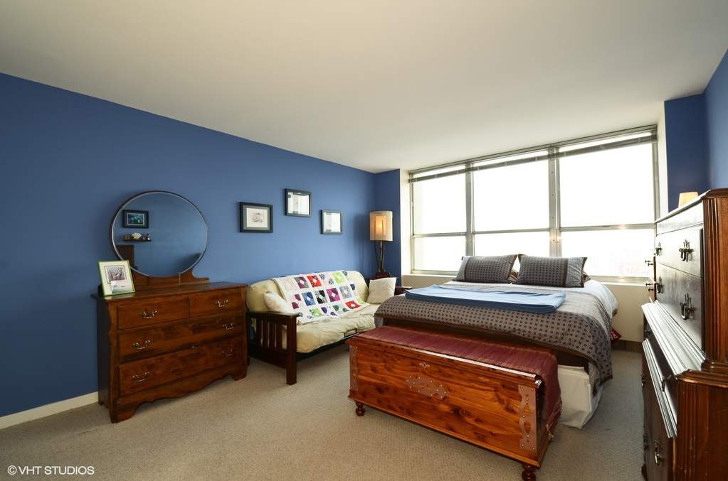 655 W Irving Park Road #3010 Chicago, Illinois 60613 - Image 6