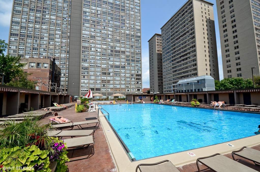 655 W Irving Park Road #3010 Chicago, Illinois 60613 - Image 8