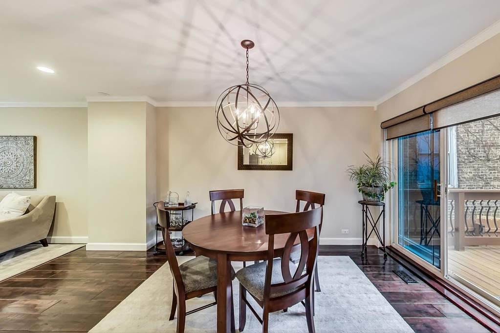 2640 N Albany Avenue Chicago, Illinois 60647 - Image 10