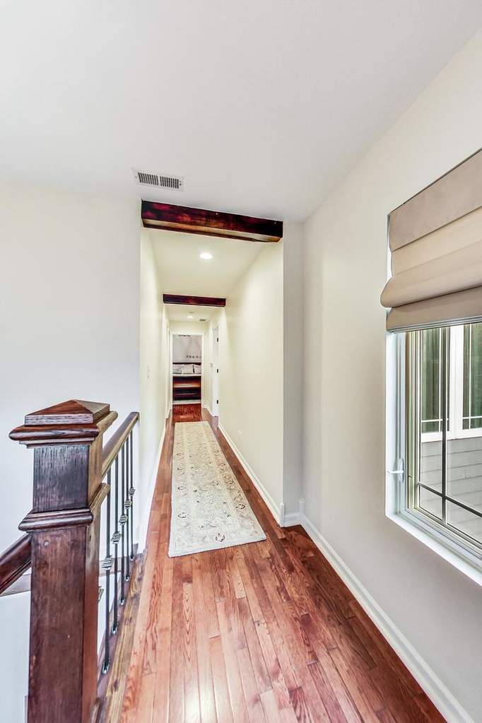 2640 N Albany Avenue Chicago, Illinois 60647 - Image 19