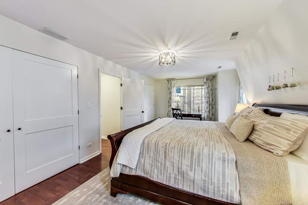 2640 N Albany Avenue Chicago, Illinois 60647 - Image 23